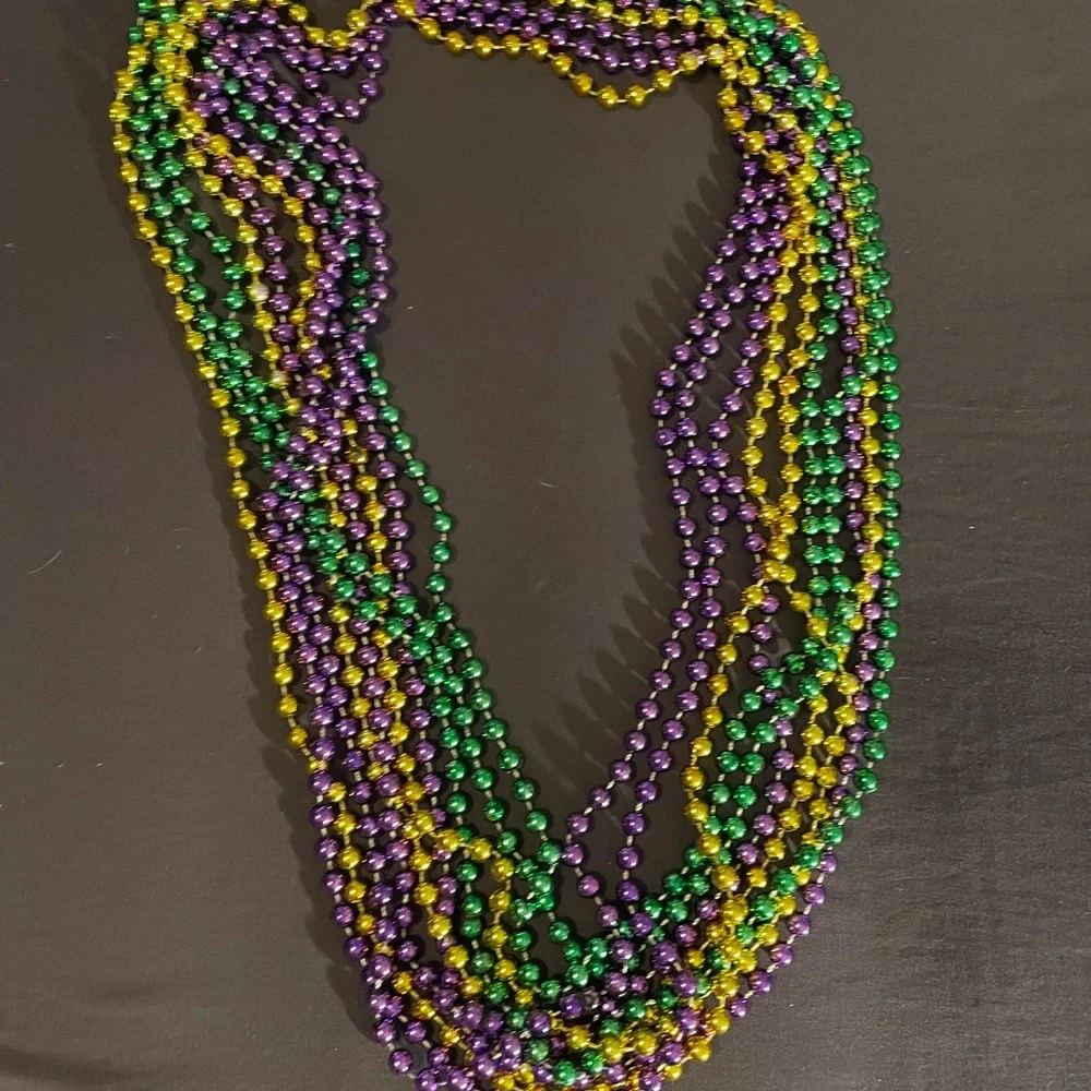 Mardi Gras beads, set of 10 - Picture 2 of 3
